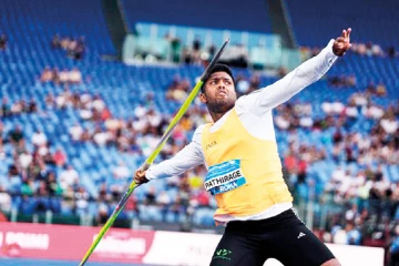 ශ්‍රී ලංකාව ලෝකය ඉදිරියේ දිනයි - මලල ක්‍රීඩාවෙන් ලොව අංක 3ට තරංග වාර්තා තබයි