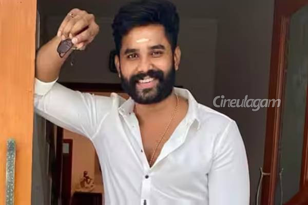 தங்கமகள் சீரியலை தொடர்ந்து யுவன் மயில்சாமி நடிக்கும் புதிய சீரியல்... வெளிவந்த புதிய விவரம் | Yuvan Mayilsamy New Serial After Thangamagal தங்கமகள் சீரியலை தொடர்ந்து யுவன் மயில்சாமி நடிக்கும் புதிய சீரியல்... வெளிவந்த புதிய விவரம் | Yuvan Mayilsamy New Serial After Thangamagal