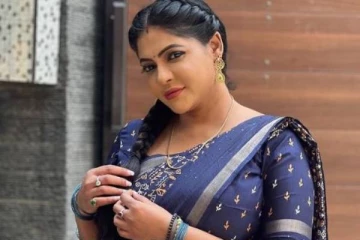 புதிய ஹேர் ஸ்டைலில் பிரபல பாடலுக்கு ஆட்டம் போட்ட சீரியல் நடிகை ரேஷ்மா- வைரலாகும் வீடியோ