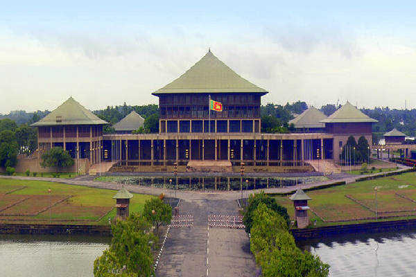 நாடாளுமன்ற அமர்வில் மாற்றம்!! - ஐபிசி தமிழ்