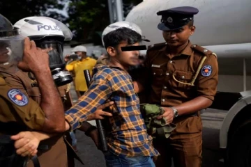 யாழில் வாளுடன் சுற்றித்திரிந்த இளைஞனுக்கு நேர்ந்த கதி!