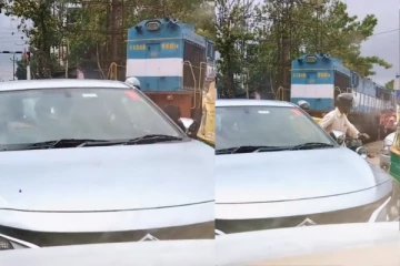 ஏ எப்புட்றா?..Traffic Jam'இல் சிக்கி தவித்த Train..இணையத்தில் வைரலாகும் வீடியோ