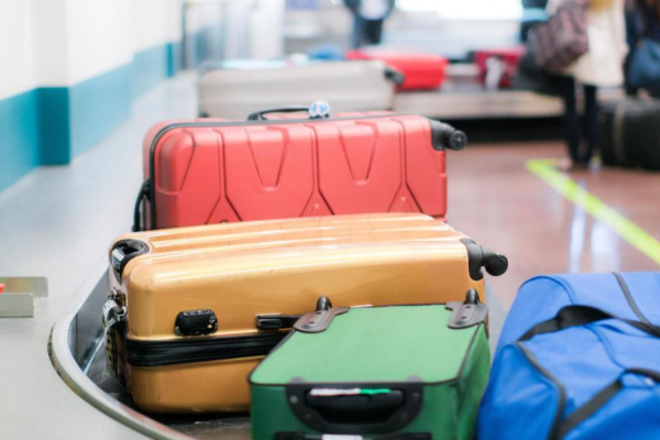 20 கோடி போதைப்பொருள் ; நான்கு இலங்கை பயணிகள் கைது;இருவர் பெண்கள் | 20 Crore Worth Of Drugs Four Sri Lankan Arrested