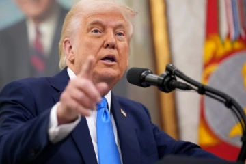 கனேடிய உரம் மீது கடுமையான வரிகள் விதிப்போம்: அமெரிக்க ஜனாதிபதி ட்ரம்ப்