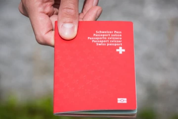 சுவிஸ் குடியுரிமைக்கு விண்ணப்பித்தல் தொடர்பில் ஒரு பயனுள்ள செய்தி