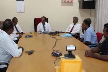 தண்ணிமுறிப்பு கமக்கார அமைப்பின் பிரச்சினைகளை கேட்டறிந்த முல்லைத்தீவு அரசாங்க அதிபர் (Photos)