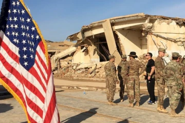 அமெரிக்க தளங்கள் மீது தாக்குதலை மேற்கொள்ளவுள்ளதாக எச்சரிக்கை