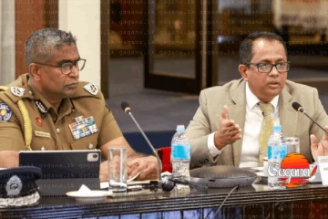 මරණ බයෙන් මන්ත්‍රීලා විලාප වේ - විපක්ෂයේ සියලු මන්ත්‍රීවරුන්ට ආරක්ෂාව දෙන්න..