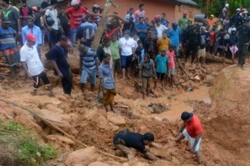 இலங்கையை உலுக்கிய அனர்த்தம் ; உயிரிழந்தோர் எண்ணிக்கை அதிகரிப்பு