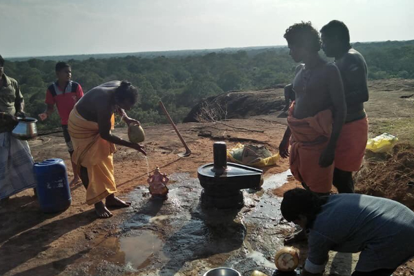 வெடுக்குநாறிமலை ஆதிலிங்கேஸ்வரர் ஆலயத்தில் சிவராத்திரி விழா | Shivaratri At Vavuniya Vedukkunari Malai Sivan வெடுக்குநாறிமலை ஆதிலிங்கேஸ்வரர் ஆலயத்தில் சிவராத்திரி விழா | Shivaratri At Vavuniya Vedukkunari Malai Sivan
