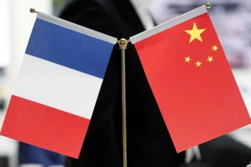 பிரான்சை வேவு பார்த்த சீனர்கள் கைது!