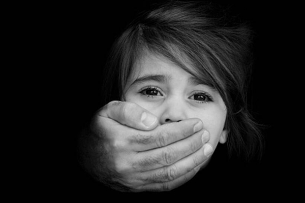 பிரபல பாடசாலையொன்றில் பதின்ம வயது மாணவிக்கு நேர்ந்த துயரம் | Child Abuse School