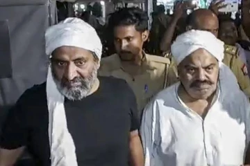 பொலிஸ் முன்னிலையில் கேங்க்ஸ்டர் அதிக் அகமது சுட்டுக் கொலை! பரபரப்பை ஏற்படுத்தியுள்ள சம்பவம்: வீடியோ