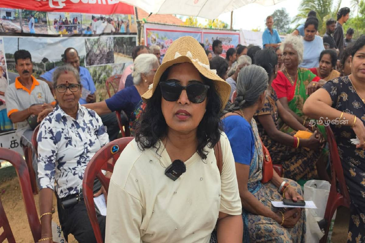 மக்களின் நிலங்களை சுரண்டுவதை நிறுத்து..! அரசின் காணி கையகப்படுத்தலுக்கு எதிராக கண்டனம் போராட்டம் | Protest Against Government Land Acquisition மக்களின் நிலங்களை சுரண்டுவதை நிறுத்து..! அரசின் காணி கையகப்படுத்தலுக்கு எதிராக கண்டனம் போராட்டம் | Protest Against Government Land Acquisition