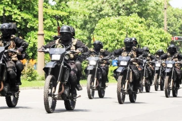 நாடாளுமன்றத்தை சுற்றி பலப்படுத்தப்படும் பாதுகாப்பு