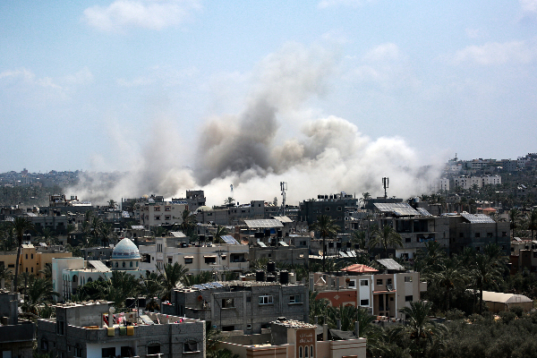 காசாவில் மருத்துவமனை மீது தாக்குதல் : குழந்தைகள் உட்பட 30 பேர் பலி | Attack On Hospital Deir El Balah In Gaza 30 Killed