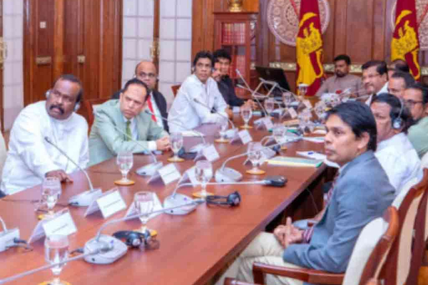 தமிழ், முஸ்லிம் கட்சிகளுக்கு அழைப்பு விடுத்துள்ள ஜனாதிபதி அநுர | President Anura Calls On Tamil Political Parties