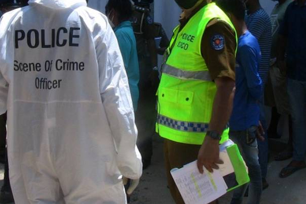 தூக்கில் தொங்கிய நிலையில் சடலமாக மீட்கப்பட்ட சிறுமி! தீவிர விசாரனையில் பொலிஸார் | Child Girl Was Found Dead Hanging Talawakelle
