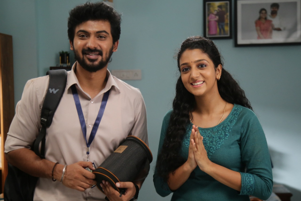ஹவுஸ் மேட்ஸ் திரை விமர்சனம் | House Mates Movie Review