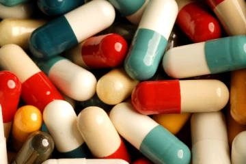 ඖෂධ මිල පහළට..ඇමතිගෙන් ප්‍රකාශයක්..