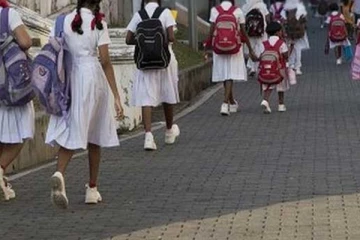 பயிற்சி வகுப்பிற்கு சென்ற மூன்று மாணவிகள் மாயம்!