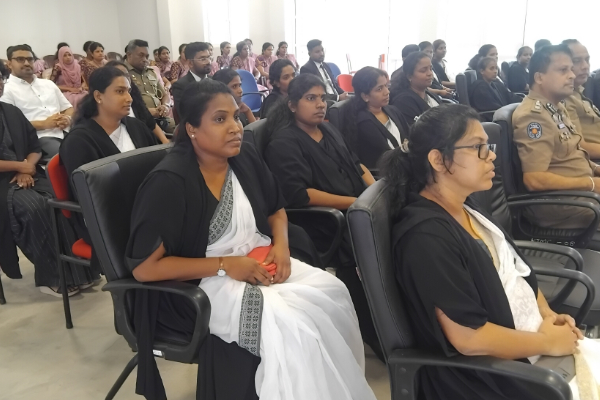 நிலுவையில் உள்ள வழக்குகளை நிறைவுறுத்த நடவடிக்கை எடுக்கப்படும் - பிரதம நீதியரசர் | Chief Justice Prithi Padman Surasena Statement நிலுவையில் உள்ள வழக்குகளை நிறைவுறுத்த நடவடிக்கை எடுக்கப்படும் - பிரதம நீதியரசர் | Chief Justice Prithi Padman Surasena Statement