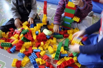 கனடாவில் குழந்தைகள் விளையாடும் பொம்மைகளில் தடை செய்யப்பட்ட பயங்கர ரசாயனங்கள் : கவலையை ஏற்படுத்தும் ஆய்வு