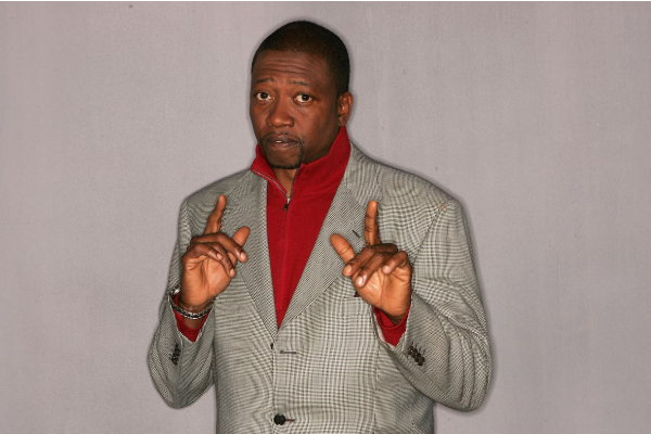 ලෝක ප්‍රසිද්ධ ප්‍රවීණ හොලිවුඩ් නළුවෙකු මිය යයි - ගෙදර වැටිලා ඉද්දි පොලිසිය සොයා ගෙන | Veteran Actor T K Carter Passes Away