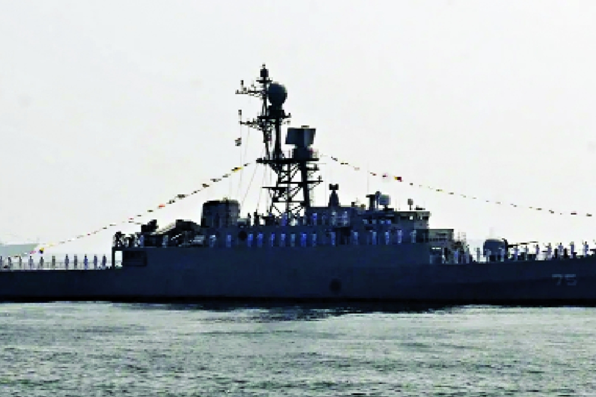 இலங்கை கடற்பரப்பில் தாக்கப்பட்ட ஈரான் யுத்த கப்பல்! வீரமரணமடைந்தவர்களின் இரத்தத்திற்கு பழிவாங்குவோம் - ஈரானின் எச்சரிக்கை | Iris Dena Iran Ship Iran Navy Vows Revenge