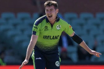 உலகக்கோப்பையில் ஹாட்ரிக் விக்கெட்! நியூசிலாந்தை கதிகலங்க வைத்த வீரர்