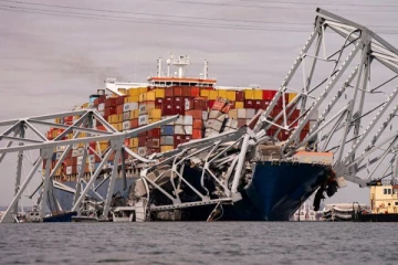 பால்டிமோர் கப்பல் விபத்து: நதியிலிருந்து இரண்டு பேர் சடலமாக மீட்பு