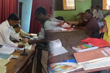 இறக்காமம் பிரதேசத்தில் இரண்டாவது நாளாக நடைபெற்ற உரித்து நடமாடும் சேவை