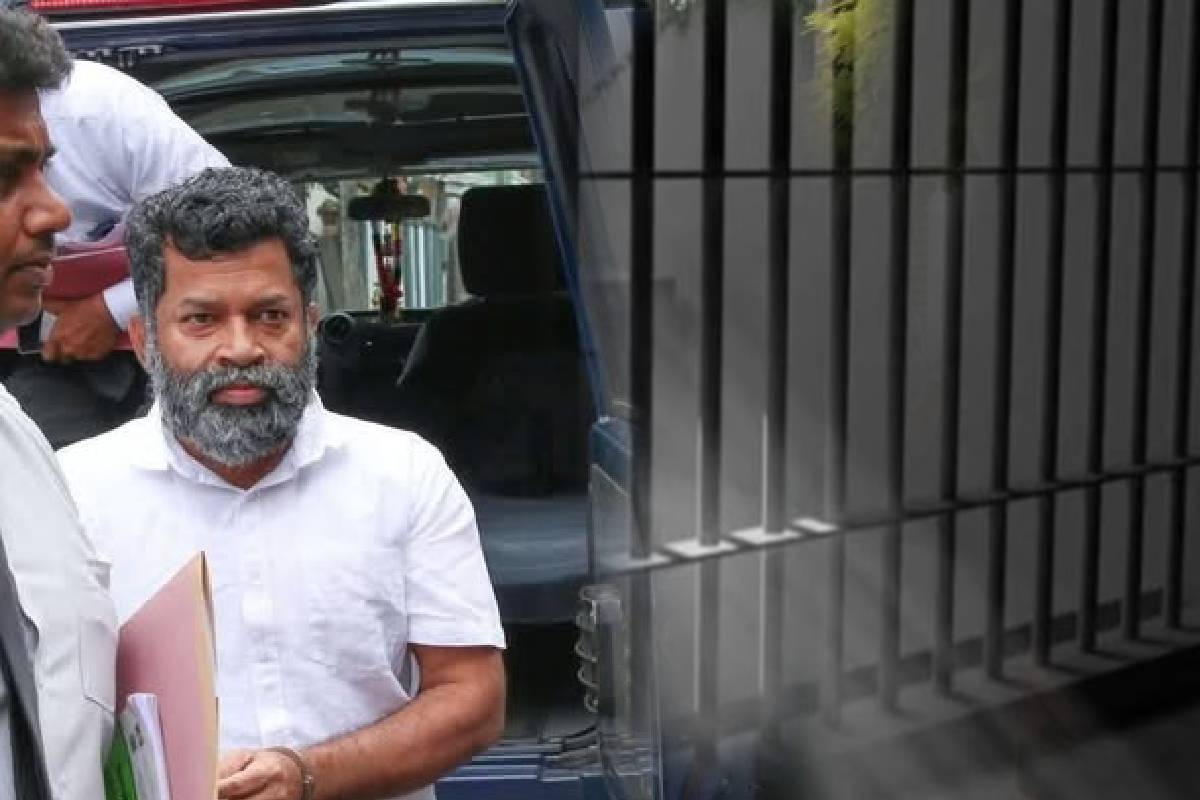 நீதிமன்றில் முன்னிலையாகாத பிள்ளையான் - சிறைச்சாலைக்கு சென்ற அழைப்பு..! | 3 People Including Pillayan Remanded Until Sep 15 நீதிமன்றில் முன்னிலையாகாத பிள்ளையான் - சிறைச்சாலைக்கு சென்ற அழைப்பு..! | 3 People Including Pillayan Remanded Until Sep 15