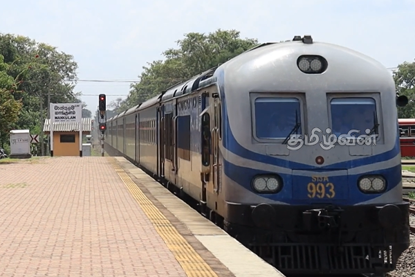 மக்களின் கோரிக்கையை நிறைவேற்றிய திணைக்களம்: தரித்து நிற்கும் தொடருந்துகள் | All Trains Will Henceforth Ply At Mangulam