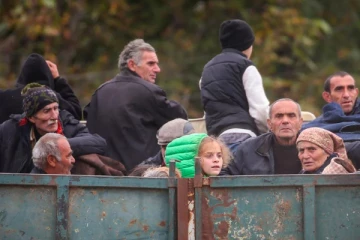 30 ஆண்டு தனி நாடு கோரிக்கையை கைவிட்ட அர்மேனிய இன மக்கள்