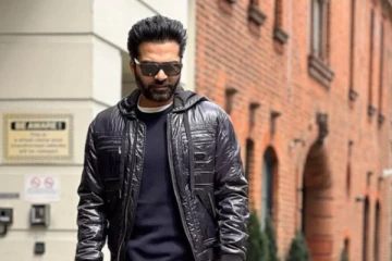 நடிகர் சிம்புவுக்கு சொகுசு காரை பரிசளித்த பிரபலம்....இத்தனை கோடி பெறுமதியா?