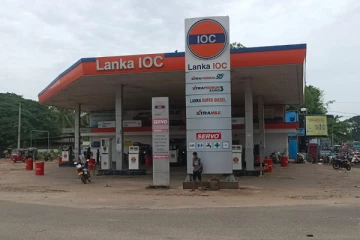 மேலுமொருவரை காவு வாங்கியது எரிபொருள் வரிசை! வவுனியாவில் குடும்பஸ்தர் மரணம்