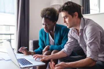 சர்வதேச அளவில் விமானசேவைகள் வங்கி சேவைகள் செயல் இழந்தன!