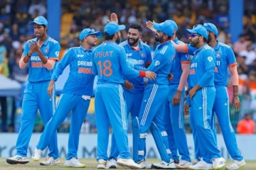 அபார வெற்றியீட்டி இறுதிப் போட்டிக்குள் நுழைந்த இந்திய அணி!