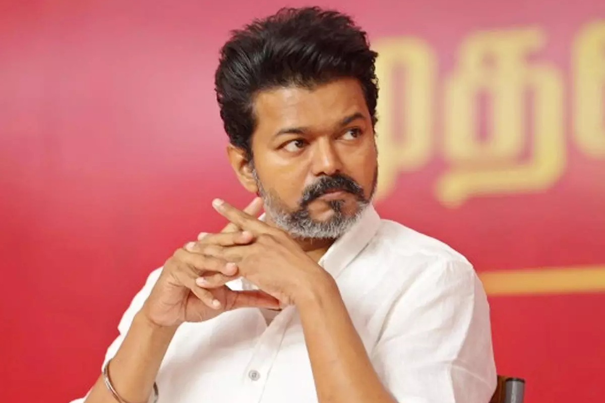 விஜய் சொத்தை குறைத்து காண்பித்தது முறைகேடு! சென்னை நீதிமன்றம் விடுத்த உத்தரவு | Tvk Vijay Accused Of Understating His Assets