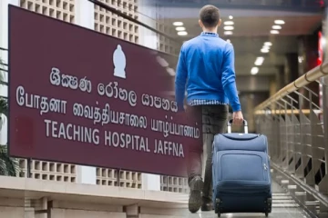 ஐரோப்பா சென்று இடைநடுவில் திரும்பிய யாழ் இளைஞன் மருத்துவமனையில் ; மக்களே அவதானம்!