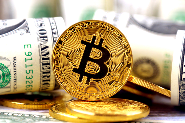 Bitcoin hits 125K USD, BTC all-time high, institutional crypto investment, BTC price surge, cryptocurrency news