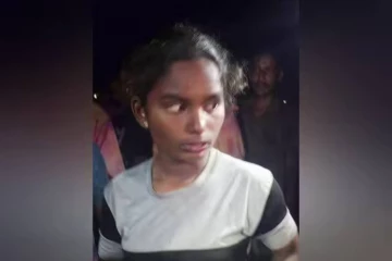 கிணற்றில் விழுந்த சிறுமி.., போன் சிக்னல் வைத்து மீட்பு