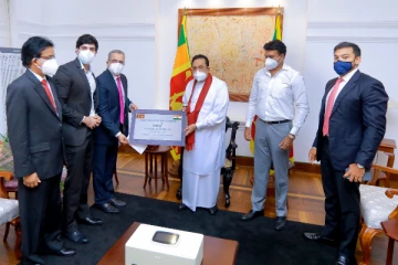 இலங்கைக்கு இந்திய நிறுவனம் ஒன்று வழங்கிய பி.சி.ஆர் இயந்திரம்!