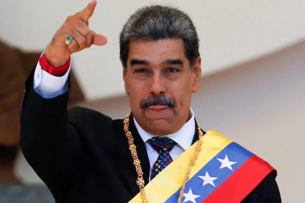 மதுரோவுக்கு விழுந்த அடுத்த அடி...! அதிரடியாக முடக்கப்பட்ட சொத்துக்கள் | Switzerland Freezes Assets Of Venezuela S Maduro