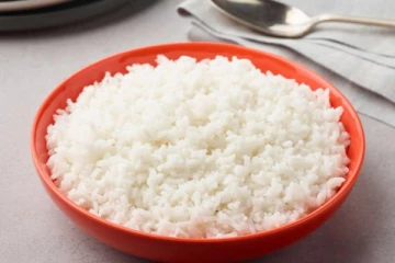 இந்த நேரத்தில் மறந்தும் கூட சாப்பிட்டு விடாதீர்கள்! சோறே சிறந்த உணவு