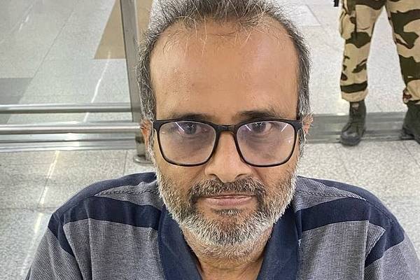 வெளிநாட்டில் மிக மோசமான சம்பவத்திற்கு பிறகு இந்தியாவிற்கு தப்பியோடிய நபர் | Driver Fled To India After Crash