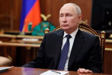 ரஷ்ய ஜனாதிபதி புடினாக நடிப்பவர் செய்த முட்டாள்தனமான செயல்: புகைப்படம் வெளியானது