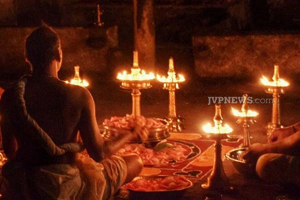 சிறுமியின் உடலில் அமானுஷ்ய சக்தி; பூஜைக்கு சென்ற பாடசாலை மாணவிக்கு நேர்ந்த கொடூரம்! | The Brutality Schoolgirl Mother For Treatment