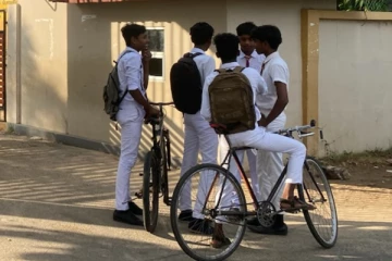 யாழில் பரீட்சைக்கு சென்ற மாணவனின் அதிவேகத்தால் வந்த வினை